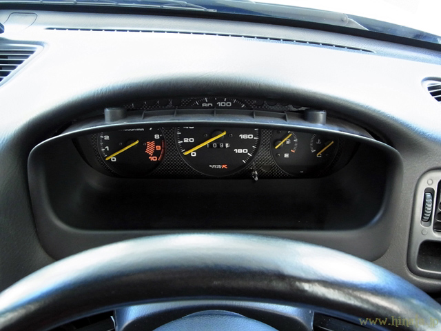 メーターバイザーを外す