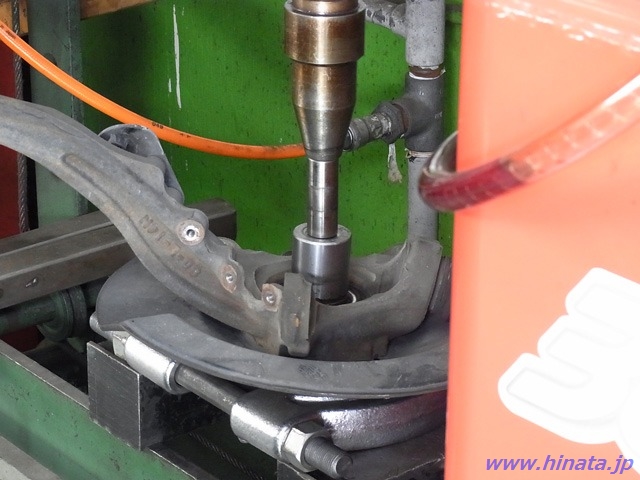 ハブベアリング脱着