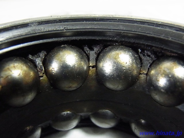 リテーナ(保持器)のクラック