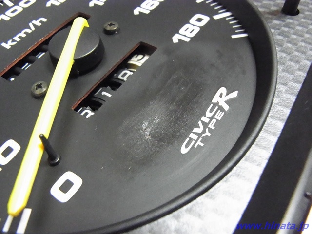 メーターパネルの塗装ハゲ