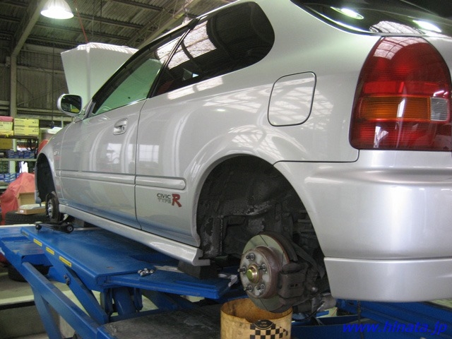 ジャッキアップ