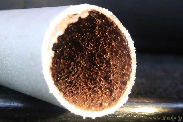 リアパフォーマンスロッドの鉄パイプ内部