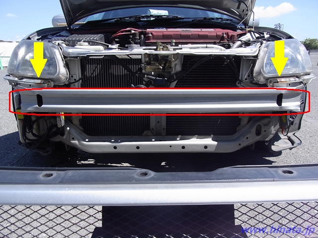 フロントバンパーを外す