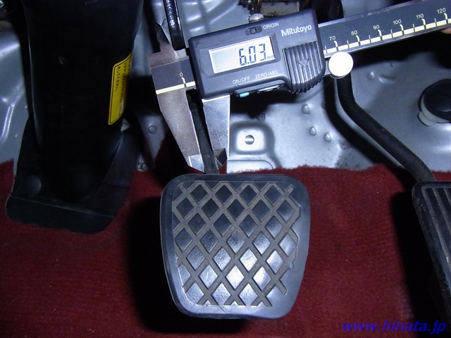 前期型ゴムペダルその2