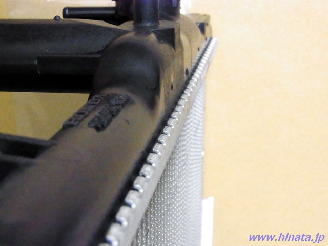 正常なアッパータンクのカシメ部分