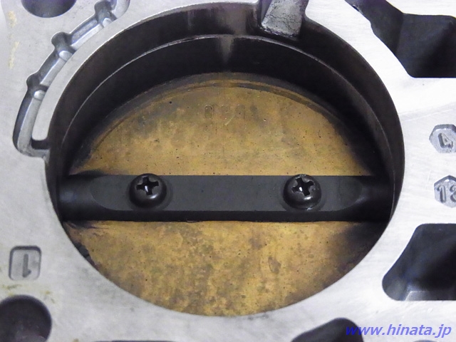 バタフライバルブの裏側