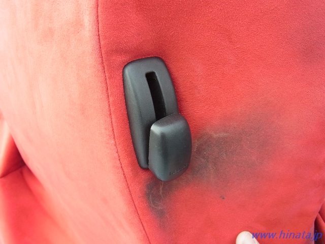 フォールダウンノブとガーニッシュ