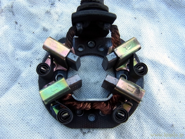 ブラシホルダー