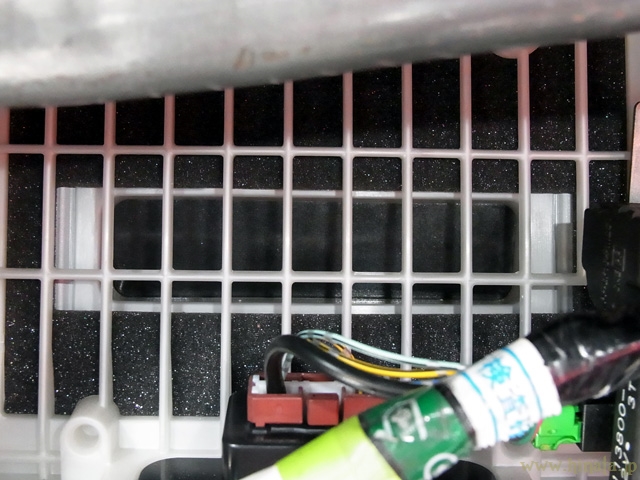 フラップ状のフタその4