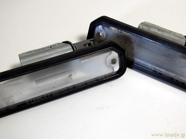 役目を終えた古いライセンスライト