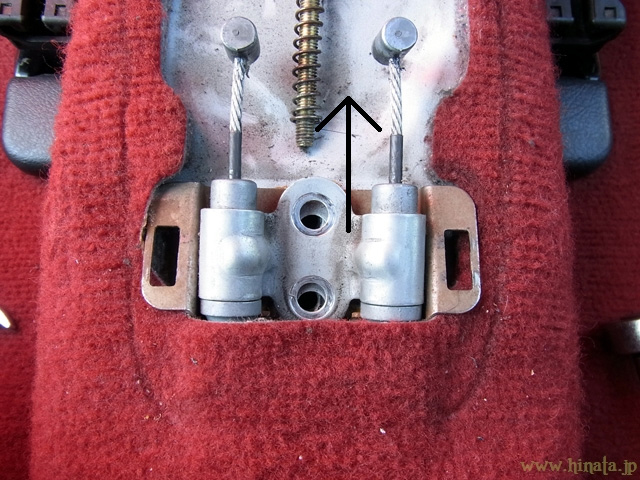 ワイヤーガードベースを外す