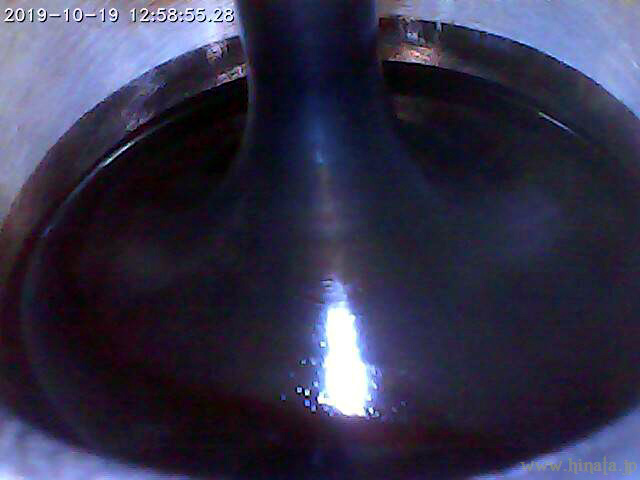 吸気バルブに接近