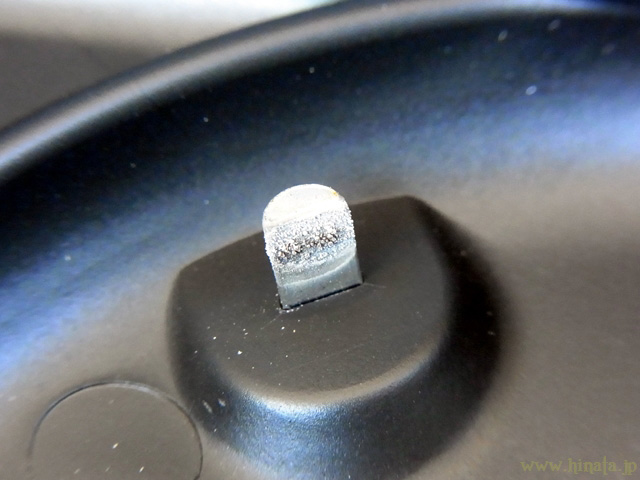 キャップ側の接点