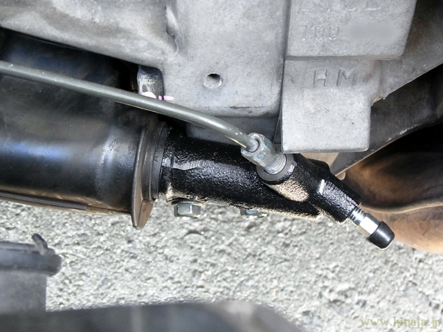 新品のスレーブシリンダー