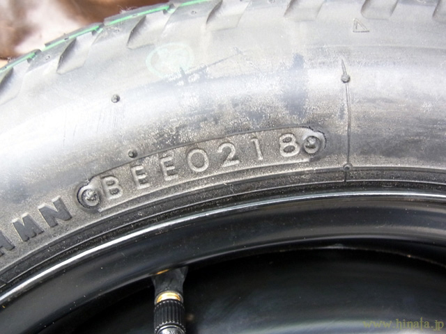 新品のテンパータイヤ