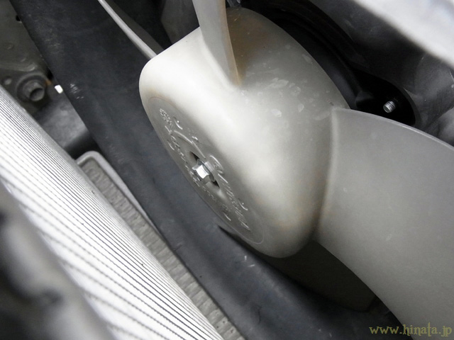 固定ナット締め付け確認