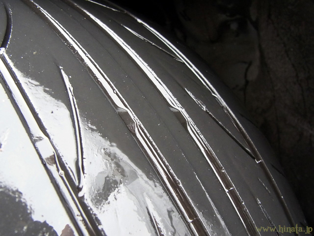 フロントタイヤの摩耗状況