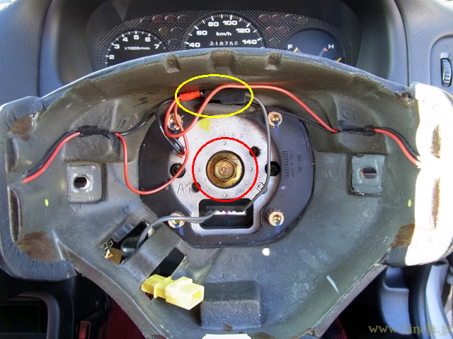 ハーネスの切り離しと固定ボルトについて