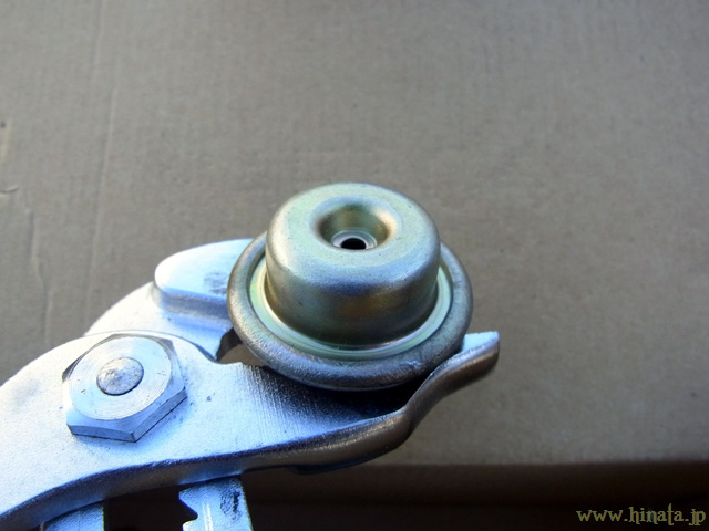 強固なカシメ加工