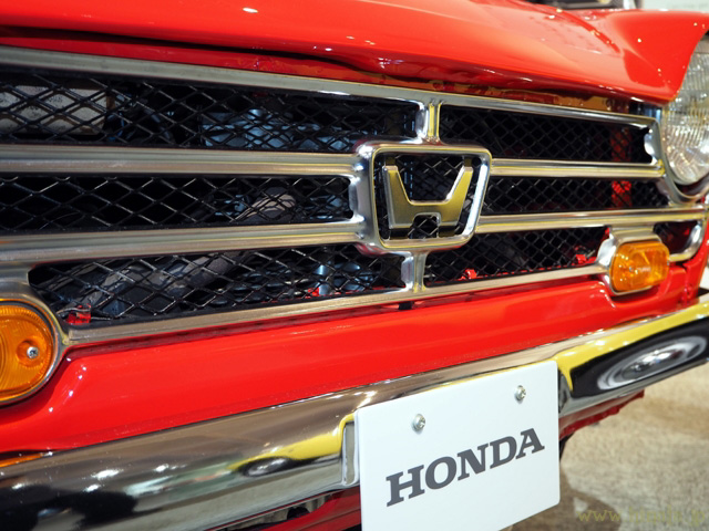 N360のグリル内メッシュ