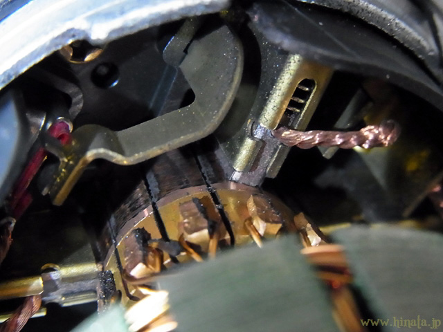 ブラシは残り半分