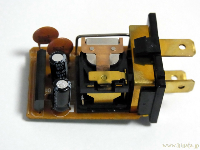 ウィンカーリレー全体