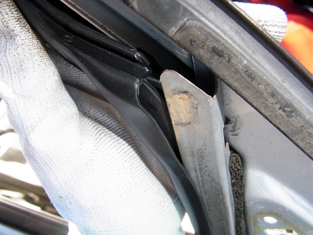 パネルの角部分にセット