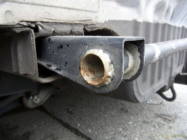 リアパフォーマンスロッドの錆その2