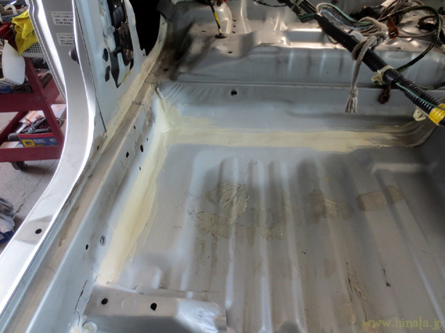 シール範囲は大きめ