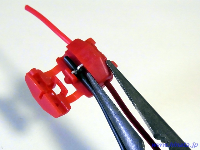 ラジオペンチで取り外し