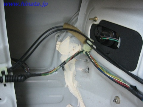 リアパネルの修正跡