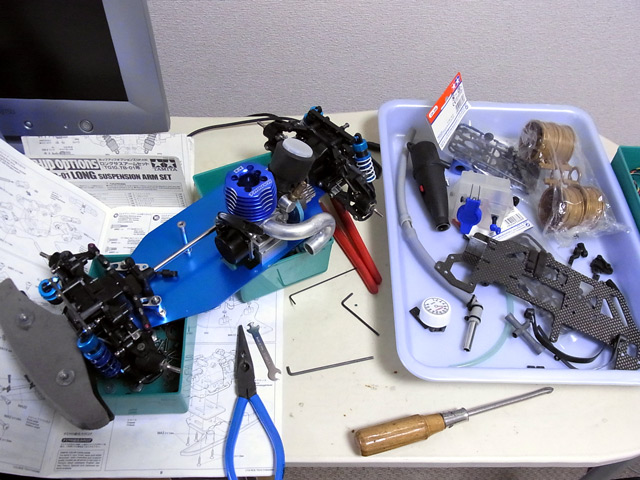 TG10 Mk.1組み立て中