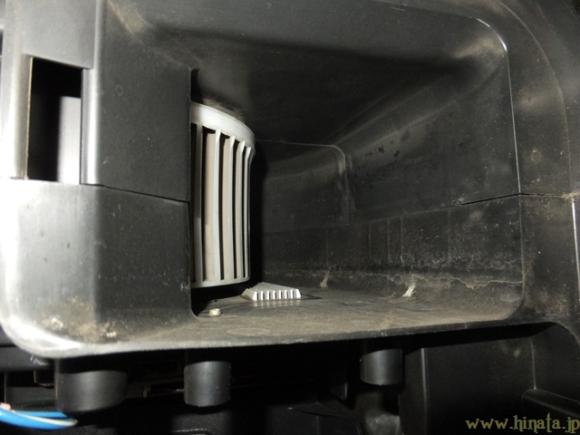 ブロアケース内の汚損状況