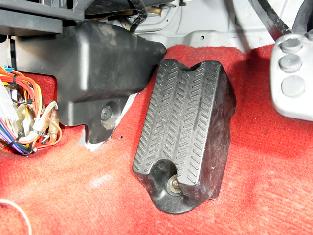 エアバッグコンピュータのカバー