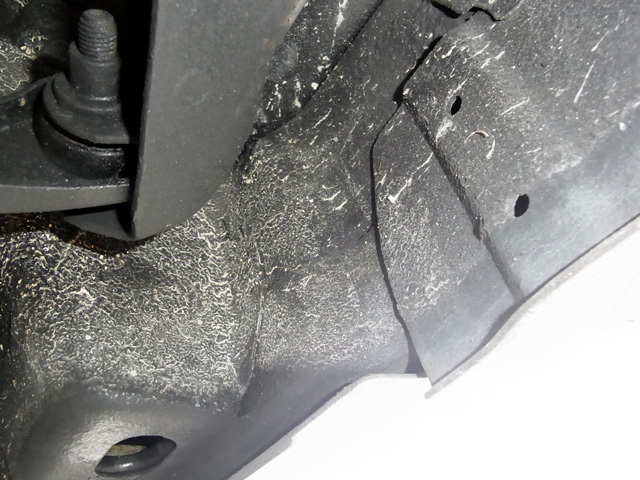 EK系シビック3DHのリアジャッキアップポイントその2