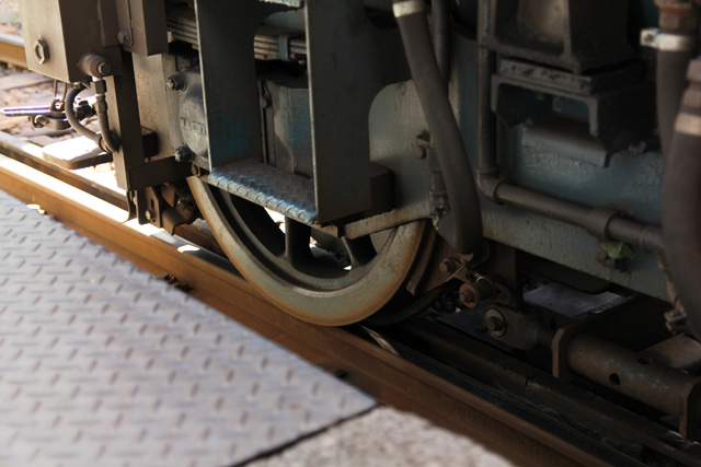 EDR形の車輪。なんとスポーク式