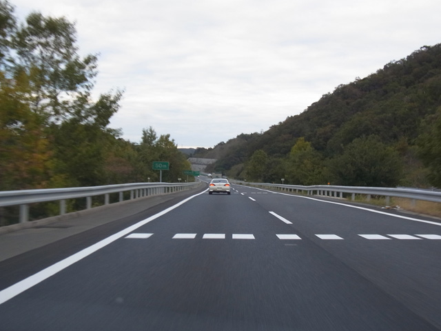 神戸淡路鳴門自動車道で三木市へ
