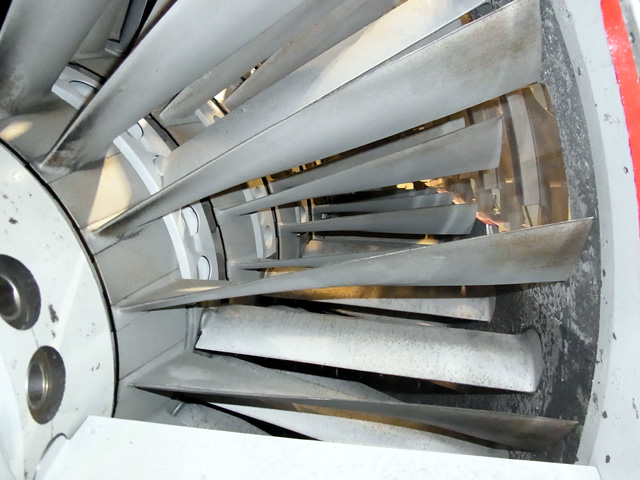 J-79 ターボジェットエンジン