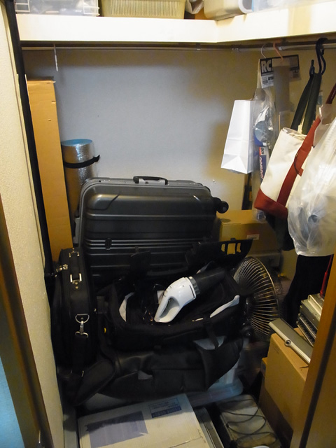 整理前のクローゼットの様子