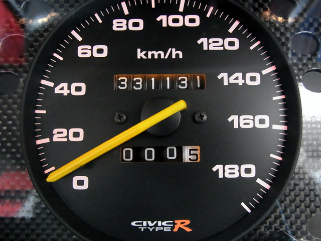 331131kmのオドメーター