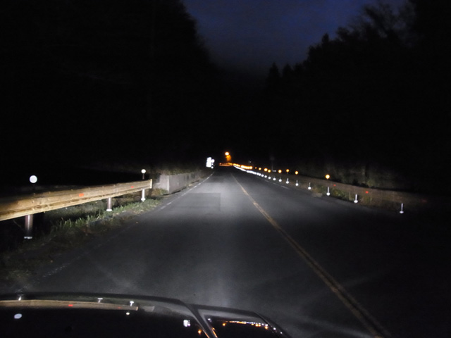 デリネーターの反射光が頼り