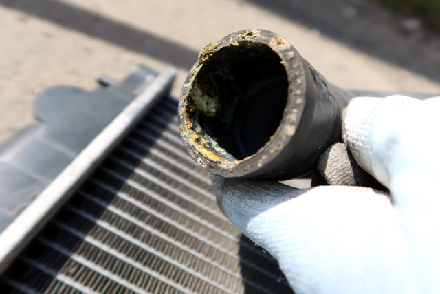 漏水の痕跡あり