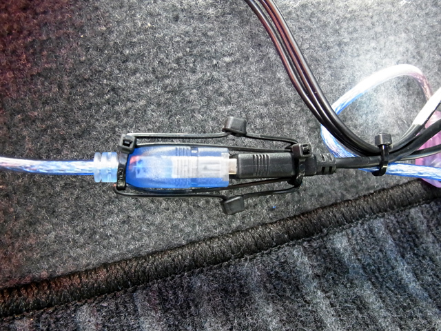 タイラップで抜け止め