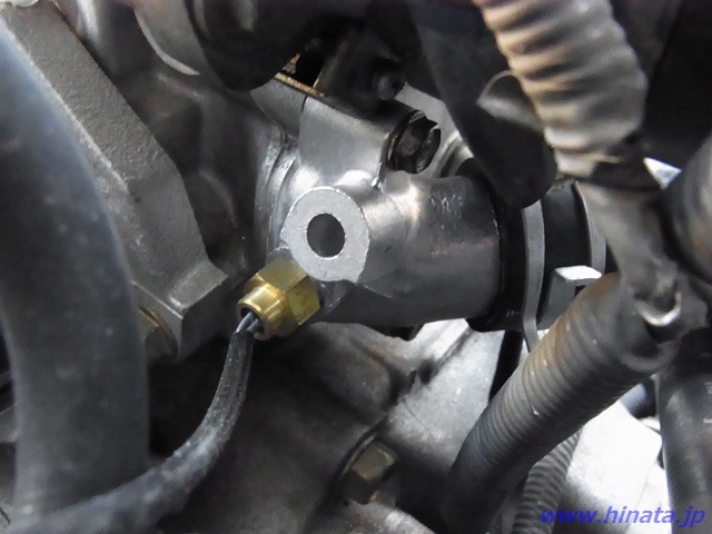 AUTO AQU アウトレットアダプター