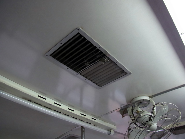 押し込み形ベンチレーター