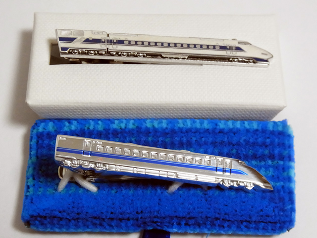 100系と300系のタイバー比較