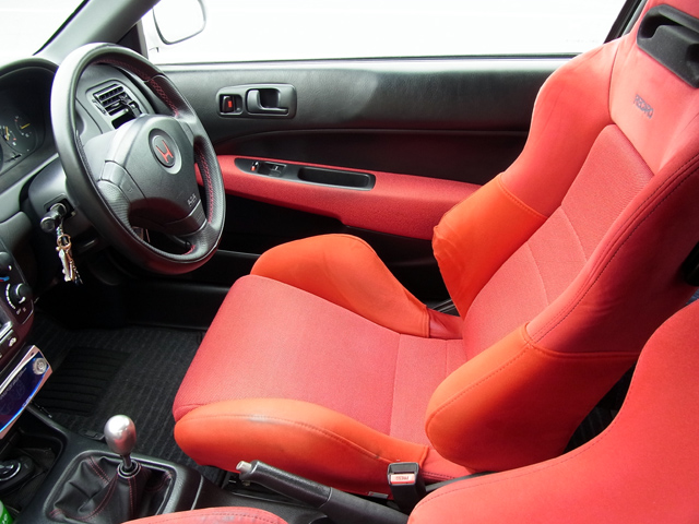 交換前ドアトリム