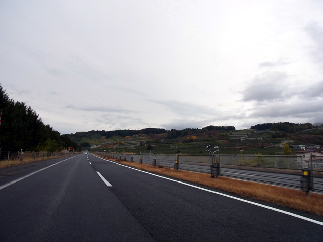 曇りがちな津軽平野