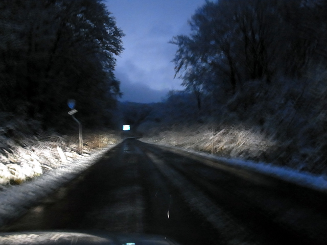 雪に覆われていくR103