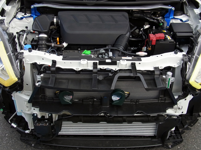 ZC33Sスイフトスポーツのバンパー取り外し